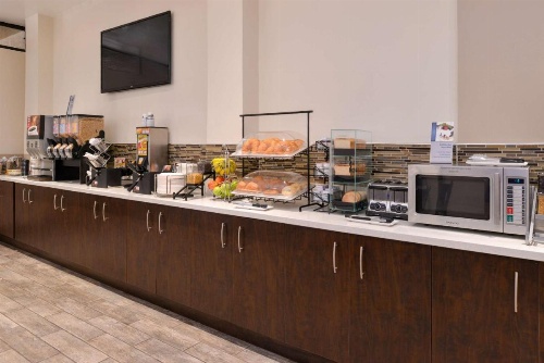 Best Western Airpark Hotel-Los Angeles LAX Airport image 32